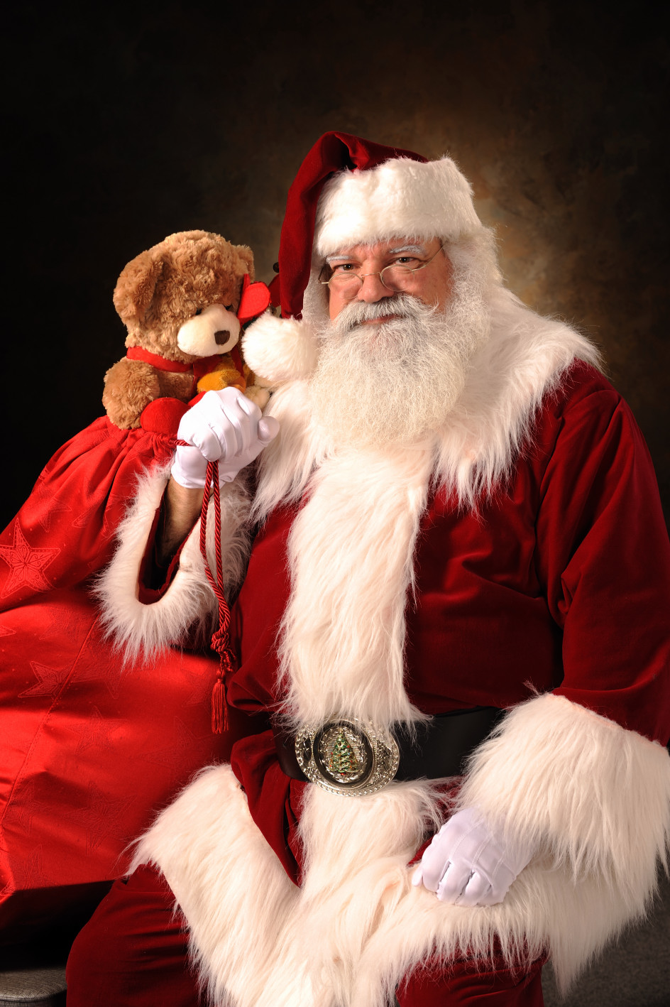 3,621 Barbe Pere Noel Royalty-Free Images, Stock Photos & Pictures